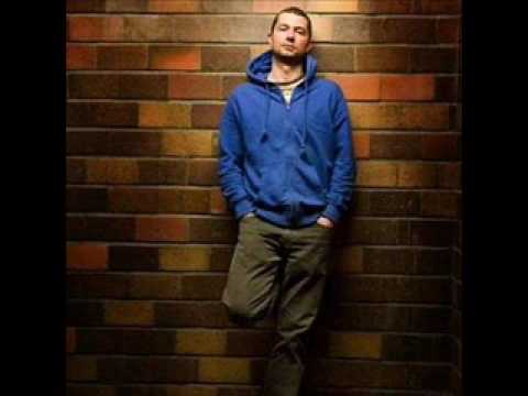 YBA1 feat. Lyrik, Skipe!, BabyM  -  Čierna vrana