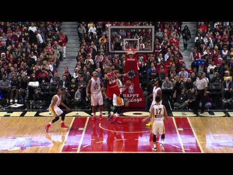 Nikola Mirotic Drops a Nice Dime to Taj Gibson for the Jam