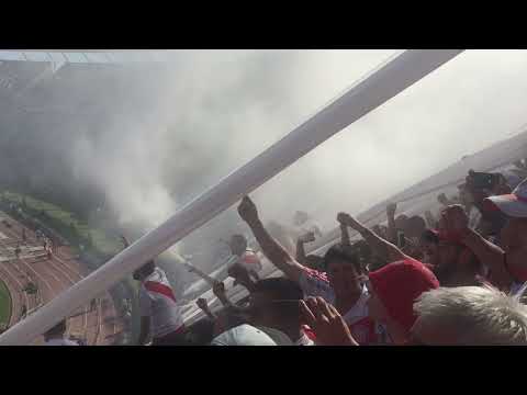 "No importa cuando veas esto.EL MEJOR RECIBIMIENTO SIEMPRE !!" Barra: Los Borrachos del Tablón &bull; Club: River Plate