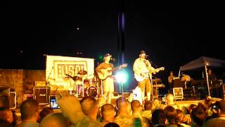 Toby Keith - Baghdad, Iraq 28 Apr 2011 (Balad Balad)