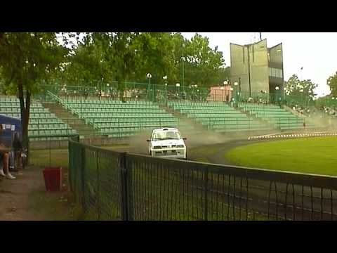 [KJS] VIII RALLY LEGIONOWO 2010 - Przejazdy po bieżni stadionu