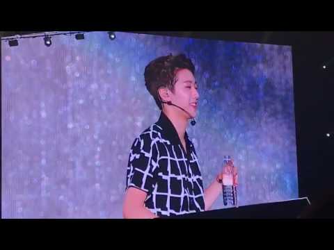 Laikuanlin  drinking water he so cute