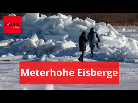 Meterhohe Eisberge vor Ostseeküste: Winterphänomen bringt Bewohner zum Staunen