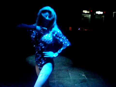 Bia Sync - Boate Friends - Kina -Me