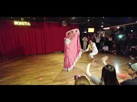 Jhonatan Erika Colombian dance