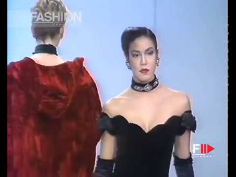 CAROLINE CHARLES Fall 1988/1989  London - Fashion Channel