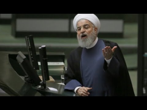 نواب مجلس الشورى الإيراني يحملون روحاني مسؤولية الأزمة الاقتصادية