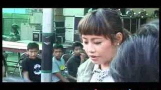 Download lagu Pingkan Mambo Pindah Keyakinan? mp3 Download lagu Pingkan Mambo Pindah Keyakinan? mp3