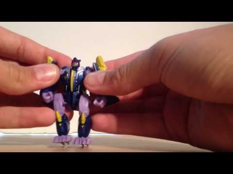 Video Review of Transformers Beast Hunters Cyberverse Legion Blight (Blot)