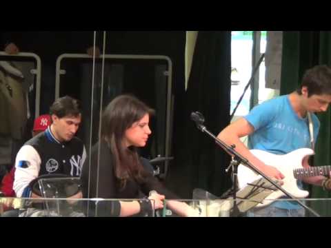 Roberta Pagani live at EATALY 21/04/2014