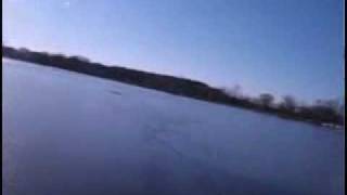 preview picture of video 'Kayak in icy waters - Dedham Loop, Charles River'