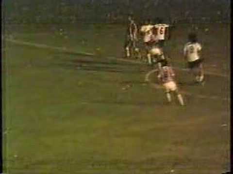 CHOCOLATE NO TIMÃO-NÁUTICO 5X1 CORINTHIANS(1984)