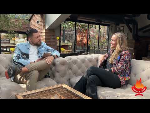 Zesko Stolce so Sanja Ristic - "Za zal se e svedeno na statii za klikovi!"