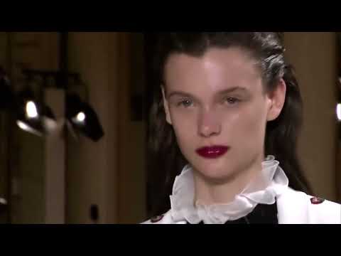 Giambattista Valli Fall Winter 2017 2018