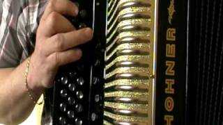 La cachucha bacana vallenato ejecución.