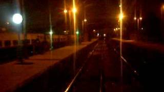 preview picture of video 'Pasando por Remedios de Escalada de noche en Tren electrico.'