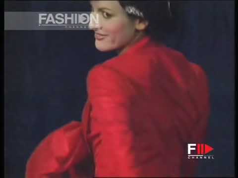 "Vivienne Westwood" Spring Summer 1995 Paris 5 of 7 pret a porter woman by FashionChannel