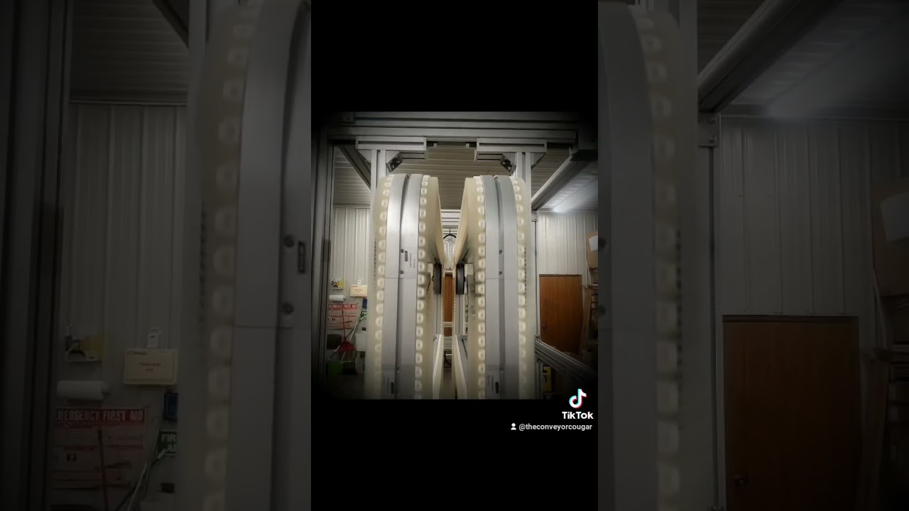 One Wedge Conveyor. Many Possibilities. | Flexlink Side-Grip Bottle Flip