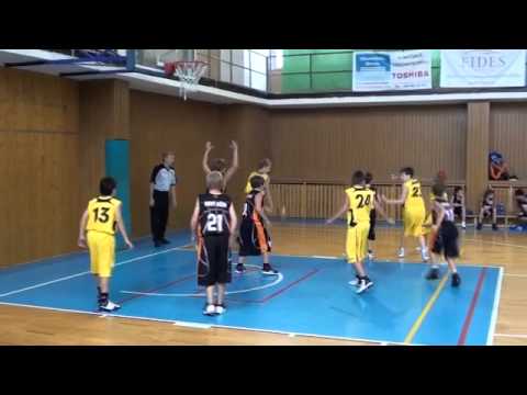 BK TOROLA Snakes Ostrava (21.9.2013) U13 BK Snakes Ostrava - Nový Jičín 67:12 a 80:16