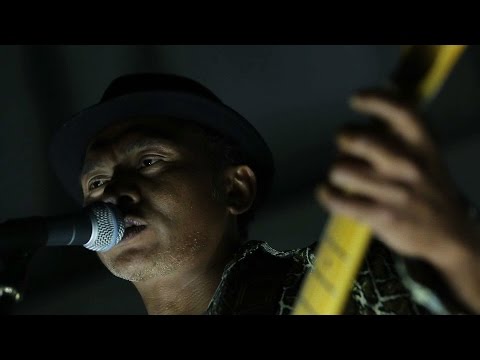 [ this look away ] by Silo