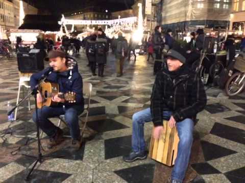 Busking Copenhagen Winter 2014 The2R´sDown (