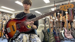 Video thumbnail for Fender / Road Worn Series 60s Jazz Bass 2008 mod.【Test Play】 by Bass Sound Maniac