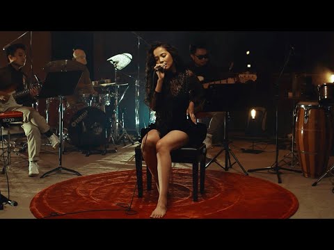 Aisyah Aziz - Sugar (Live)
