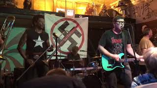MU330-KKK Hiway (live at Black Sheep)