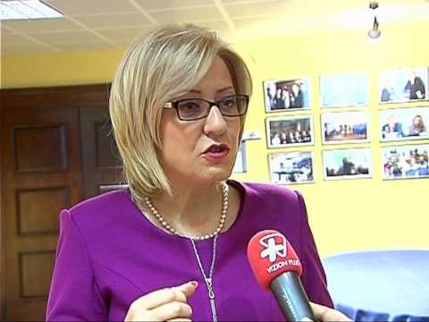 DREJTORET E ARSIMIT KONKURSI VONON PERZGJEDHJEN E DREJTUESVE TE RINJ NE QARQE LAJM