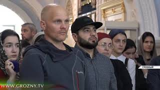 Альви Каримов провел экскурсию по музею имени Ахмата-Хаджи Кадырова в Грозном