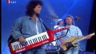 Smokie  - Young Hearts