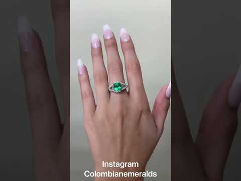 Fine quality emerald and diamond jewelry trends 2022