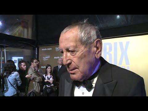 Fashion designer Elio Berhanyer dies at 89