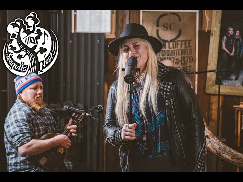 Seagulls' Nest - Episode 2: Noora Louhimo