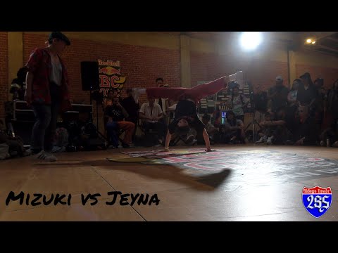 Red Bull BC One Cypher San Diego 2022 Bgirl Top 4 Mizuki vs Jeyna