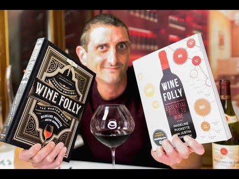 Wine Folly's Book! What's in it? 🍷📚 A Review... (The Master Guide Magnum Edition)
