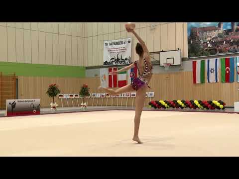 Alina Bonnier 2005 ball LUX