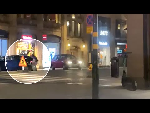 Smash and grab-kupp  i Stockholm – lastar bilen med lyxjackor från Moose Knuckles