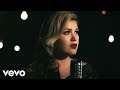 KELLY CLARKSON - Wrapped in Red - YouTube
