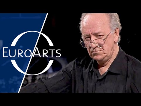 Mussorgsky - Pictures at an Exhibition (St. Petersburg Philharmonic Orchestra, Yuri Temirkanov)