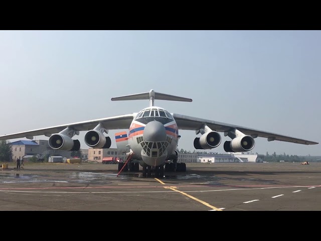 Тысяча спасателей, сотни единиц транспорта и воздушные суда