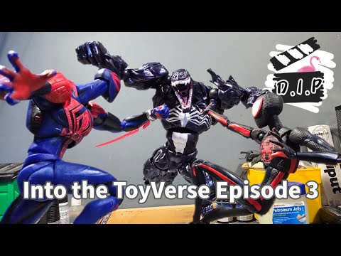 Into the ToyVerse Episode 3 | Attack of the Bootlegs | Stop-Motion Animation