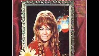Dottie West - Who Put The Leaving In Your Eyes