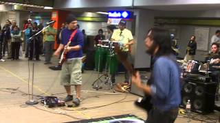 Cocofunka - Siente @ Metro Copilco 12jul12 www.rockxmexico.com