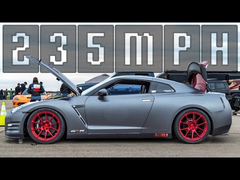 New GT-R World Record- 235.6mph! Video