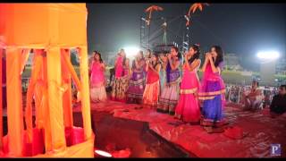 Download lagu Dhire Dhire Halo Re Gori ACHAL MEHTA - RISHABH GROUP-NAVRATRI GARBA-LIVE 2016 mp3