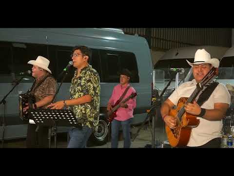 Video of Elias Medina en VIVO en Los Angeles