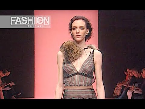PRADA Fall 2000/2001 Milan - Fashion Channel