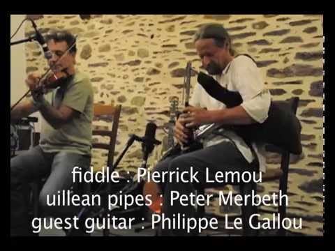 Peter Merbeth / uillean pipes et Pierrick Lemou / violon et  Philippe Le Gallou / guitare