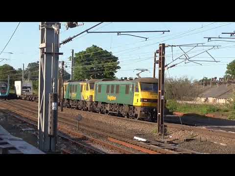90041/90045 4s50 Crewe - Coatbridge liner, 29th May 2020
